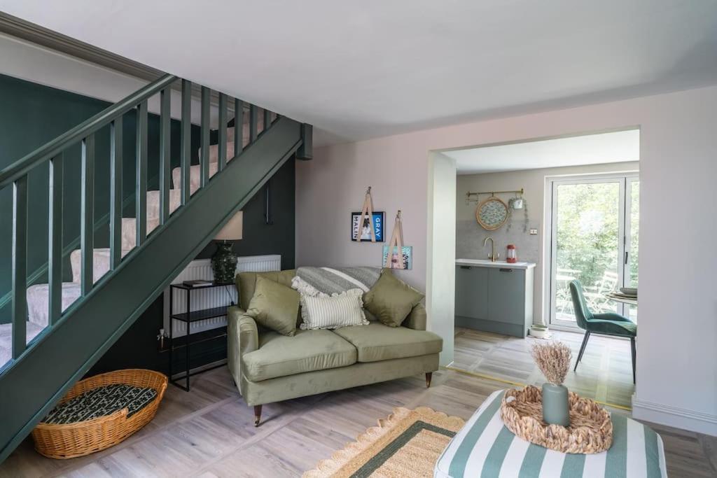 Cottage Cwtch Pontneddfechan エクステリア 写真